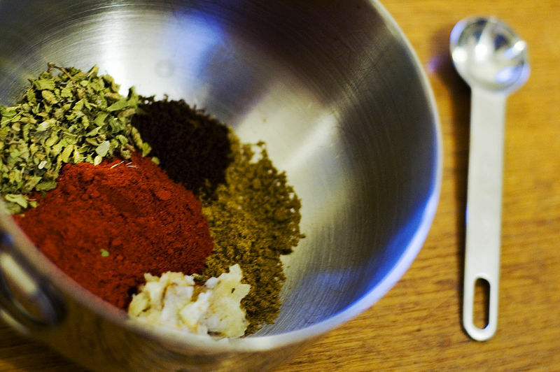 the ingredients of an achiote paste