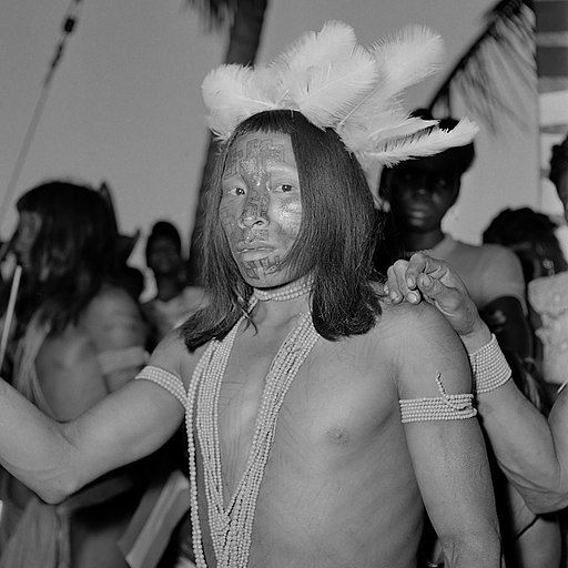 Un indígena wayana en Albina