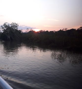 Viaje en barco por el río Amazonas desde Manaos (Brasil) a Leticia (Colombia). Fotos originales de: Melanny Hernández R