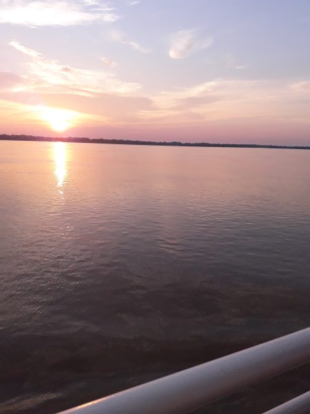 Viaje en barco por el río Amazonas desde Manaos (Brasil) a Leticia (Colombia). Fotos originales de: Melanny Hernández R